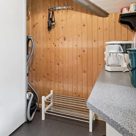 Elfrede - 900m From The Sea By Interhome